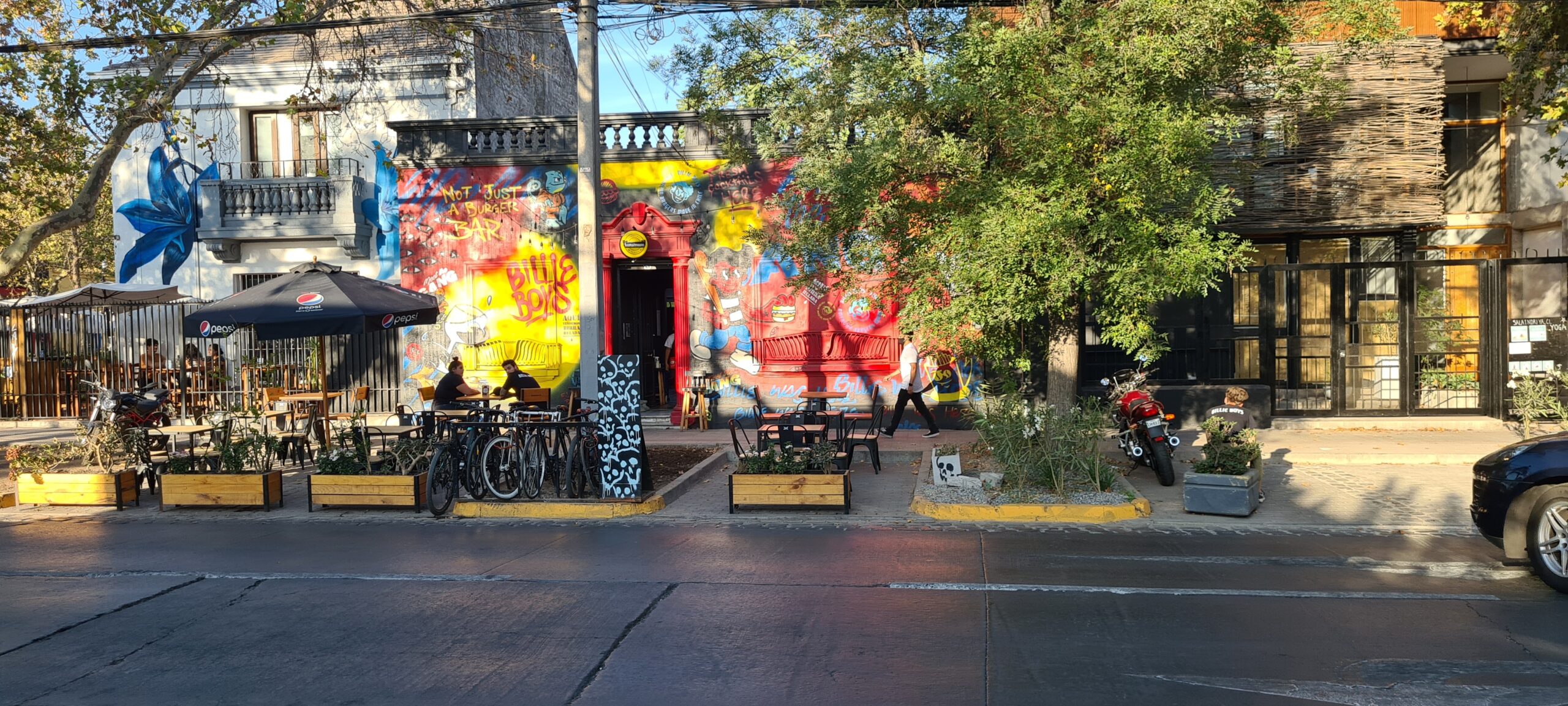Beyond the Initial Impression: Exploring Santiago
